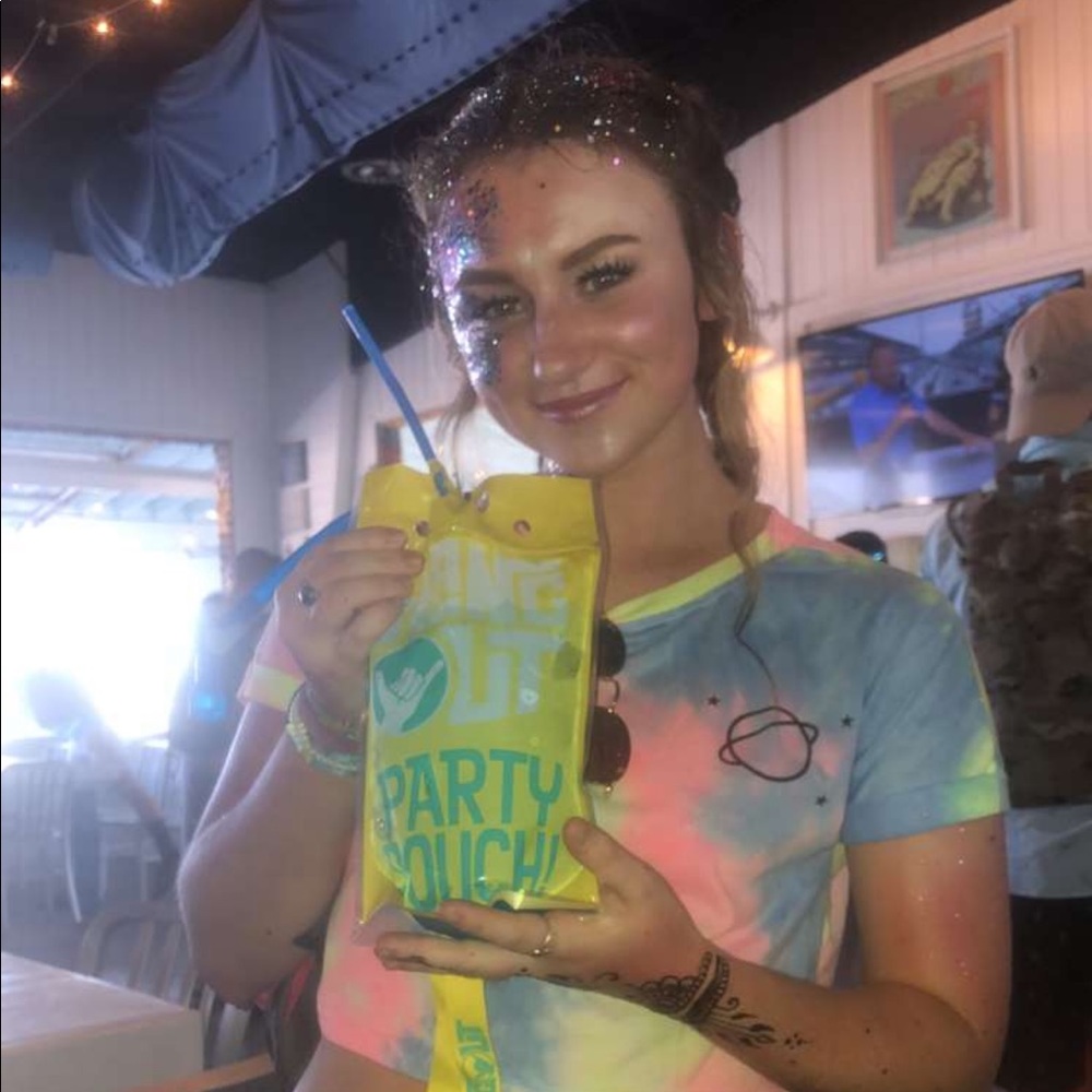 Meet your Posher, Alyssa